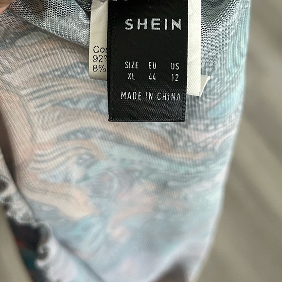 You are My Sunshine π Mesh lettuce trim long sleeve cropped top - Picture 7 of 7